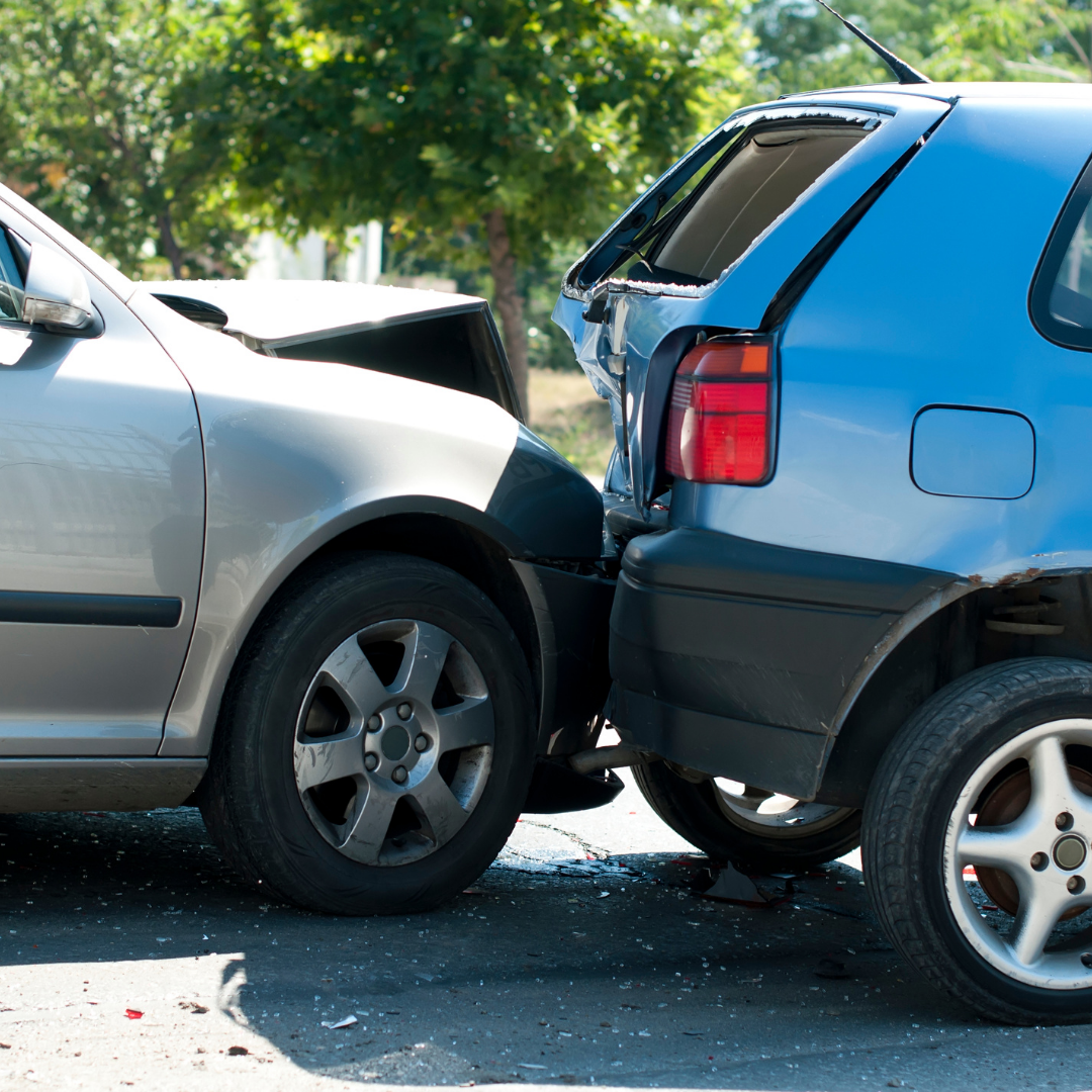 Hasarlı Araç Sat - Kazalı Araç Sat - Araç Sat - Araba Sat - Ağır Hasarlı Araç Sat (9)